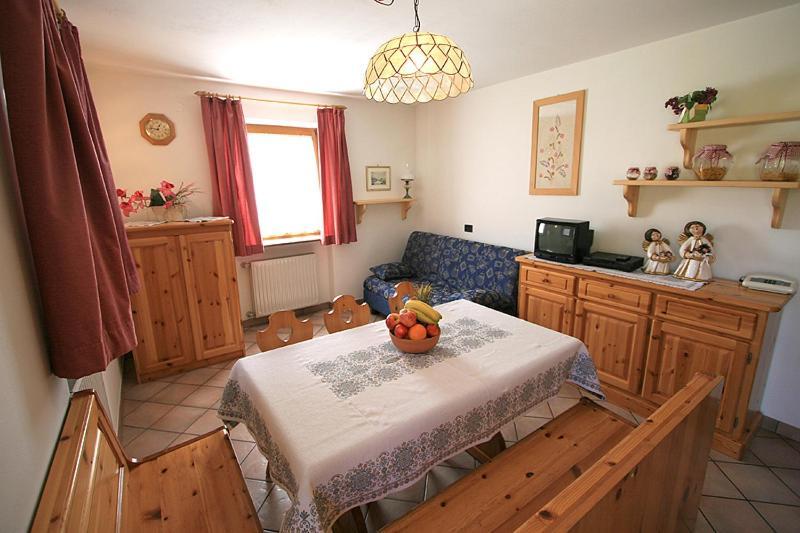 Appartamenti Majon Ladina Vigo di Fassa Habitación foto